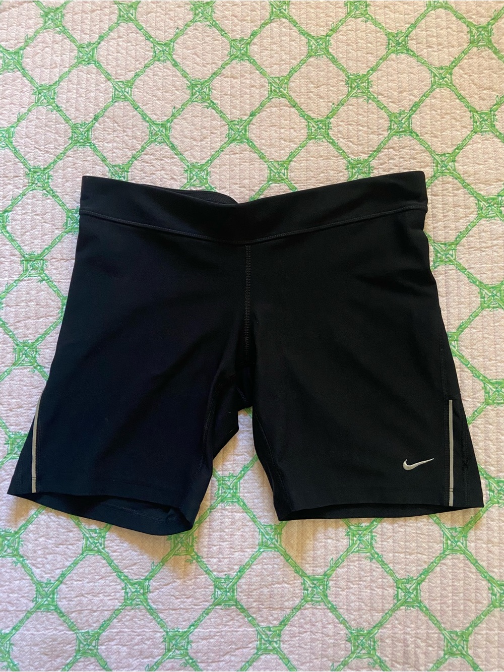 Nike Dri Fit Black Athletic Bike Shorts with Reflective Detail! Large!